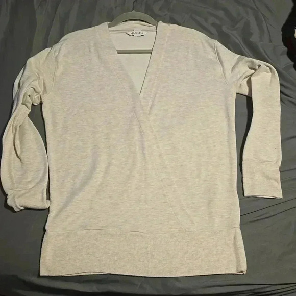 Athleta Cream Wrap Sweater ST - Picture 1 of 3
